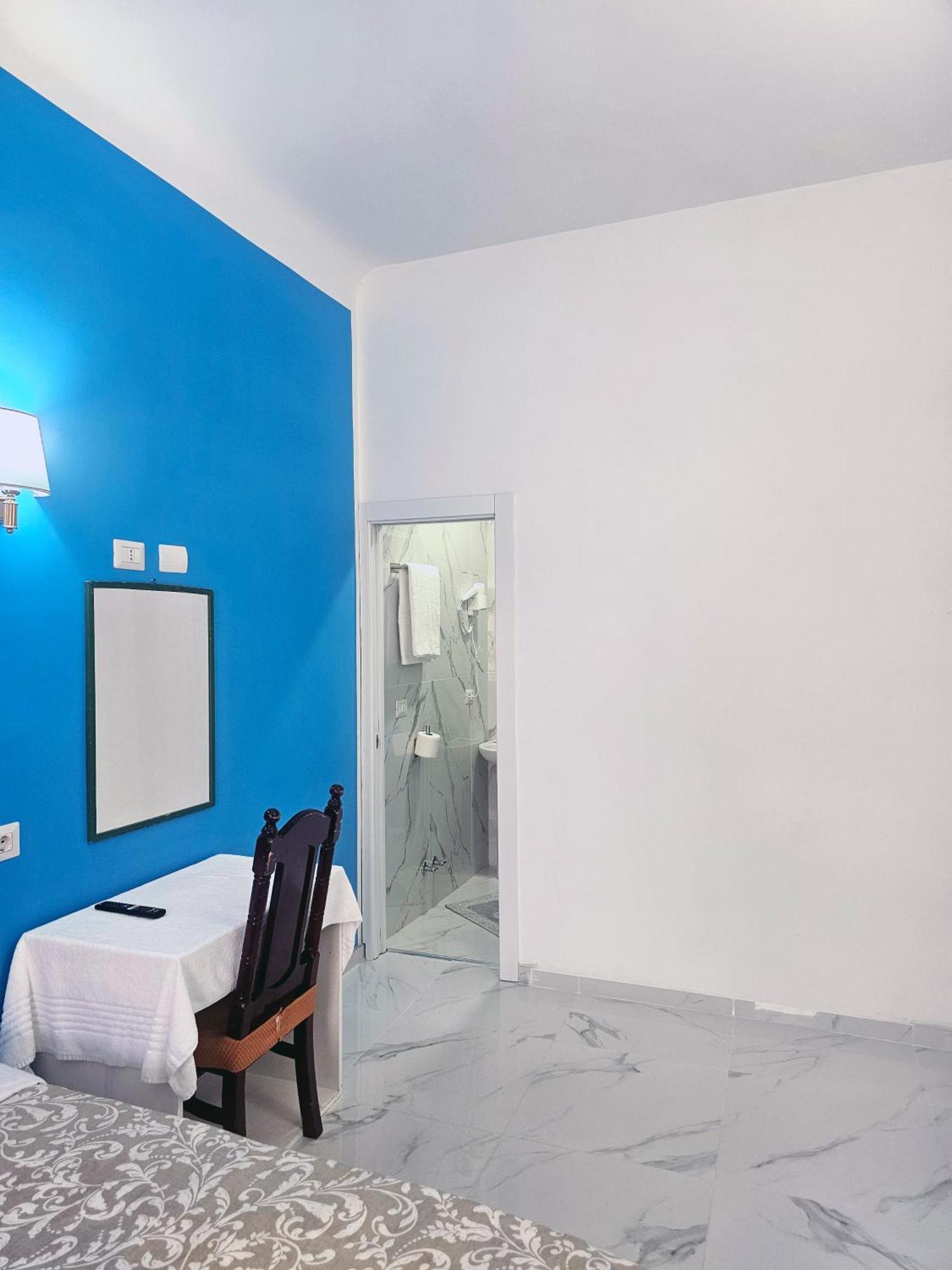 Relax On 247 Hostel Rome Exterior photo